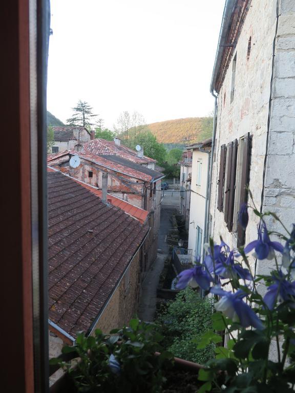 La Porte Bleue Saint-Antonin Habitación foto
